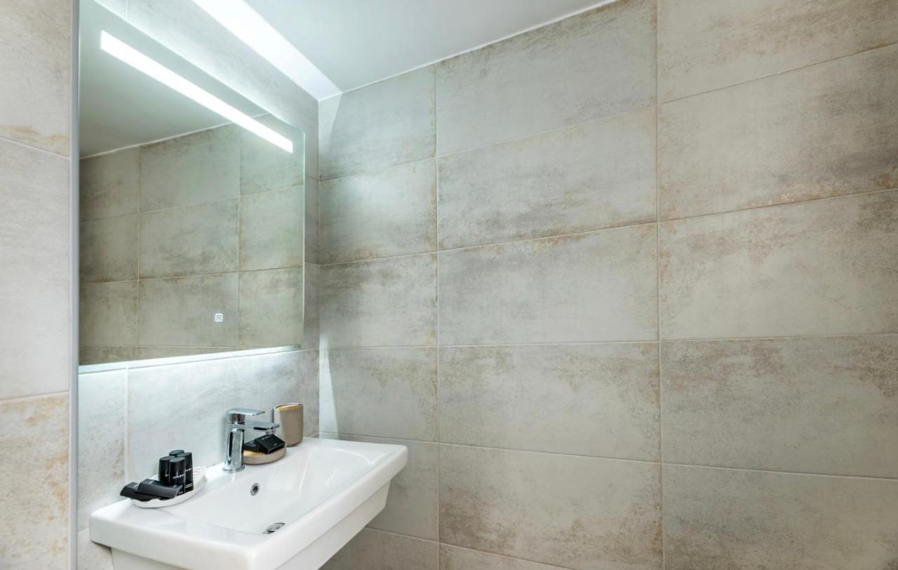 Eleusis Suites Β Dış mekan fotoğraf